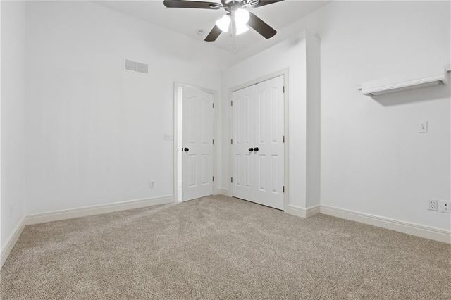2709 S 23rd Street, Leavenworth, KS 66048
