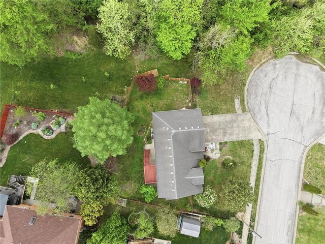 2709 S 23rd Street, Leavenworth, KS 66048
