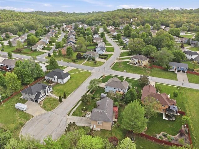2709 S 23rd Street, Leavenworth, KS 66048