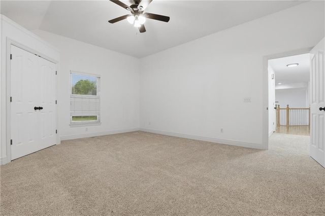 2709 S 23rd Street, Leavenworth, KS 66048