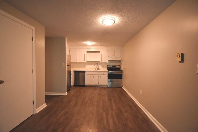 1 Trafalgar Dr 12A, Beverly, MA 01915
