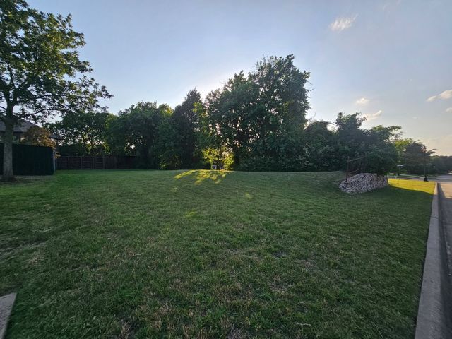 162 Overlook Drive, Sunnyvale, TX 75182