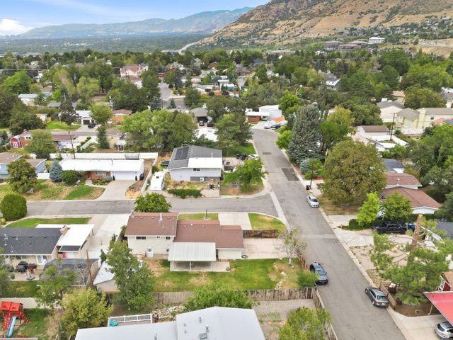 3070 E 7145 S, Cottonwood Heights, UT 84121