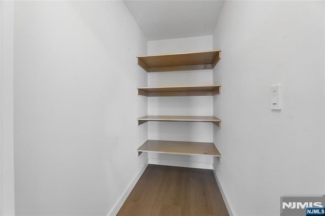 1055 River Road 1006, Edgewater, NJ 07020