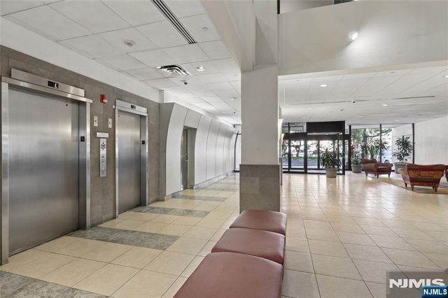 1055 River Road 1006, Edgewater, NJ 07020