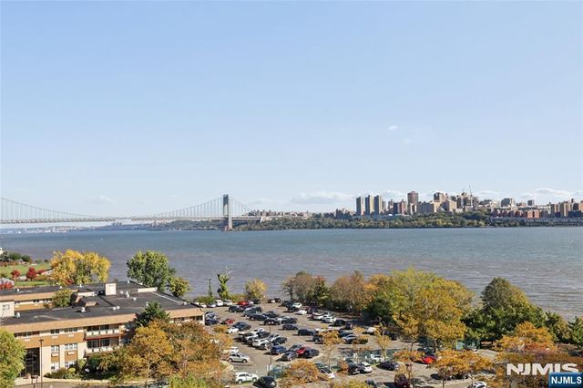 1055 River Road 1006, Edgewater, NJ 07020