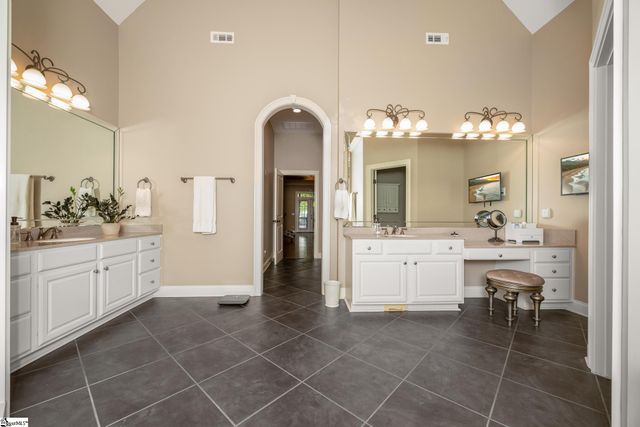 204 Whitworth Way, Simpsonville, SC 29681