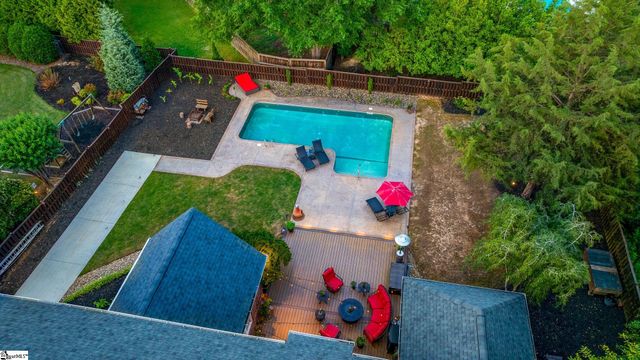 204 Whitworth Way, Simpsonville, SC 29681