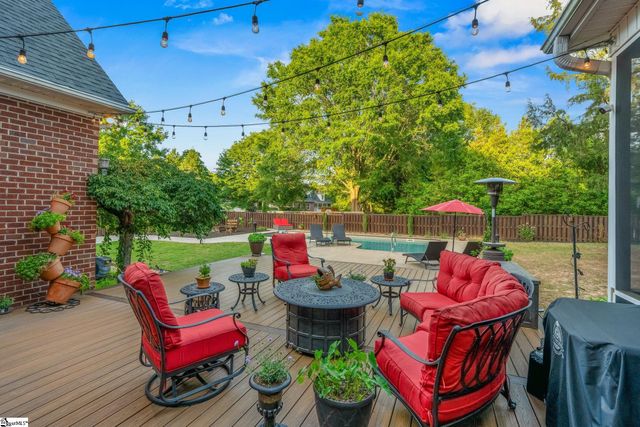 204 Whitworth Way, Simpsonville, SC 29681