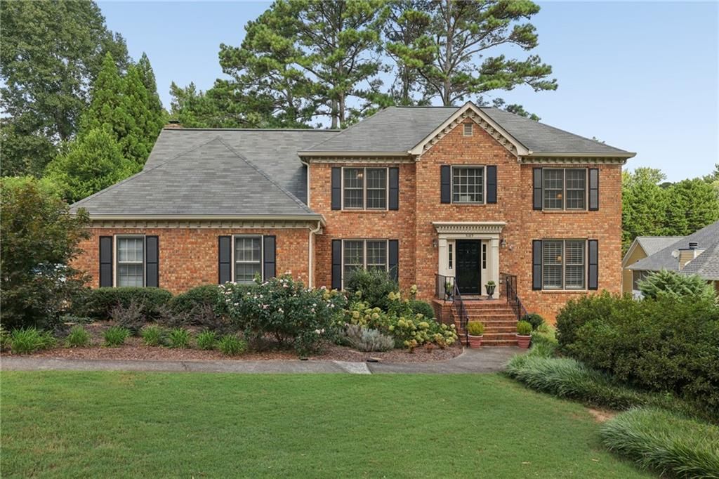 5189 Beech Forest Drive SW, Lilburn, GA 30047