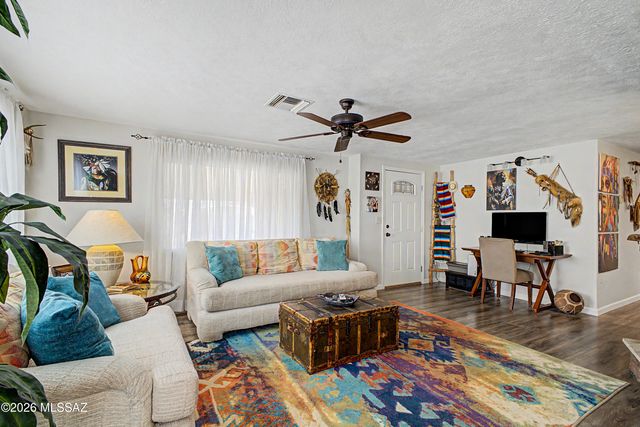 5634 W Tumbling F Street, Tucson, AZ 85713