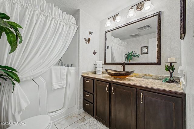 5634 W Tumbling F Street, Tucson, AZ 85713