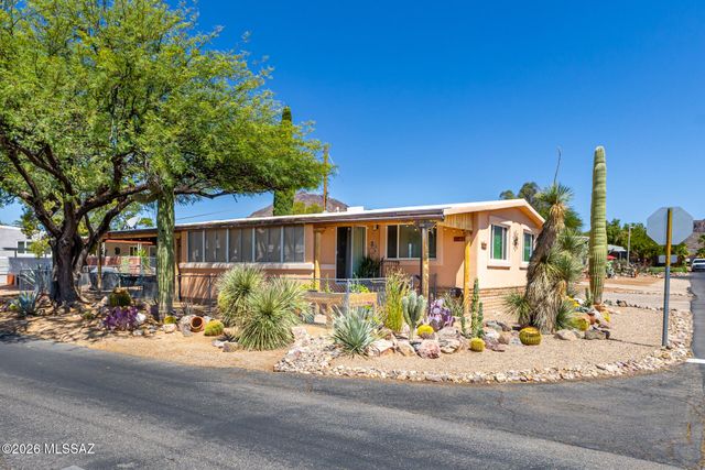 5634 W Tumbling F Street, Tucson, AZ 85713