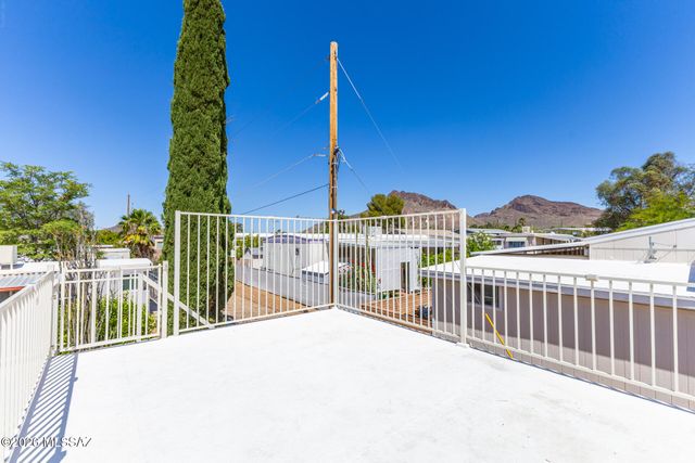 5634 W Tumbling F Street, Tucson, AZ 85713