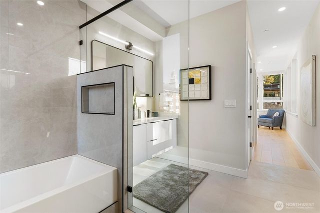 7150 47th Avenue SW, Seattle, WA 98136