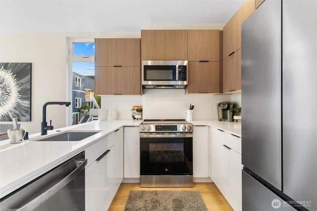 7150 47th Avenue SW, Seattle, WA 98136