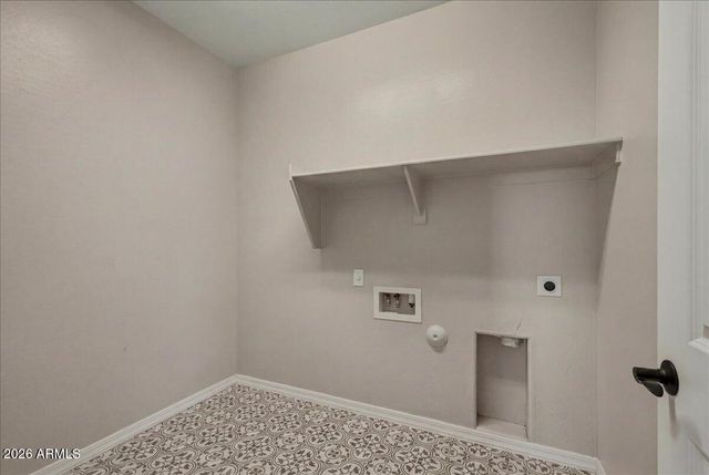 12826 W TUCKEY Lane, Glendale, AZ 85307