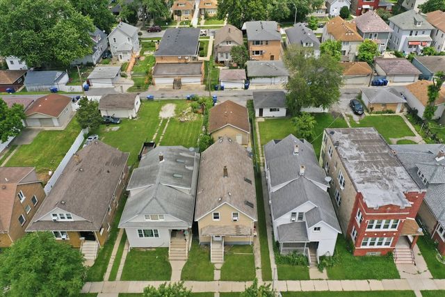 2316 Florence Street, Blue Island, IL 60406