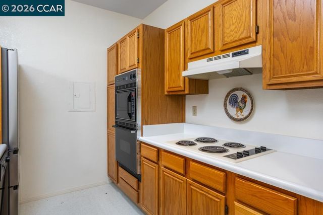 1860 Tice Creek Dr 1348, Walnut Creek, CA 94595