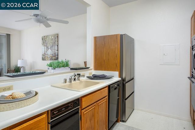 1860 Tice Creek Dr 1348, Walnut Creek, CA 94595