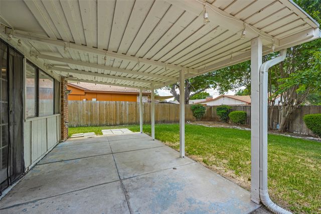 6521 Chinaberry Trail, Plano, TX 75023