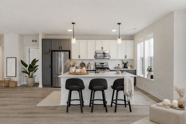 250 McHenry Road B2B3, Buffalo Grove, IL 60089