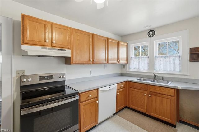 1164 Jamestown CRES, Norfolk, VA 23508