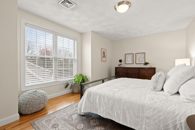 36 Middlesex Ave 5, Wilmington, MA 01887