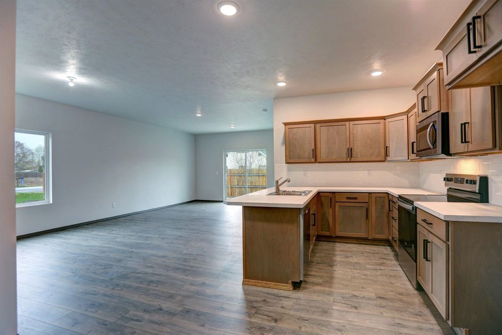 422 N Martini Ln, Spokane Valley, WA 99216 photo 5