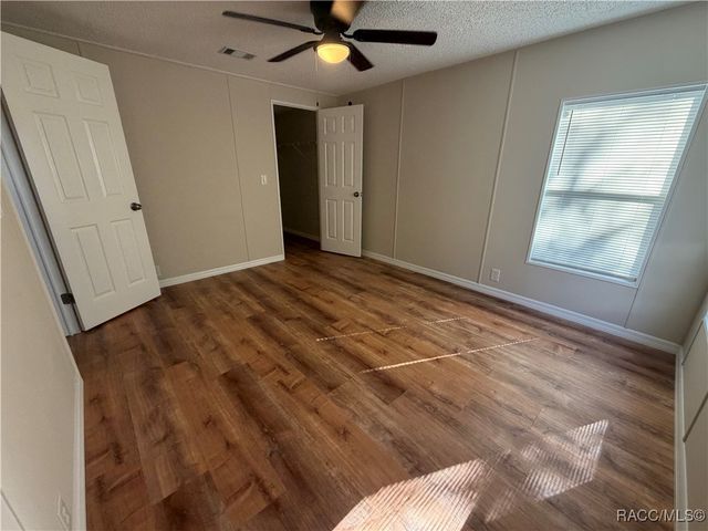 2840 S Pine Ridge Avenue, Homosassa, FL 34448