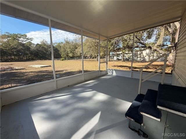 2840 S Pine Ridge Avenue, Homosassa, FL 34448