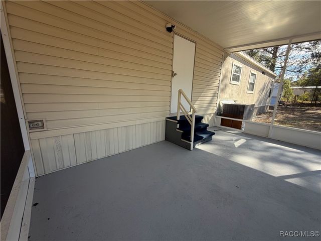 2840 S Pine Ridge Avenue, Homosassa, FL 34448