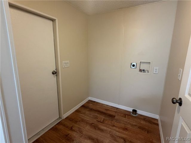 2840 S Pine Ridge Avenue, Homosassa, FL 34448