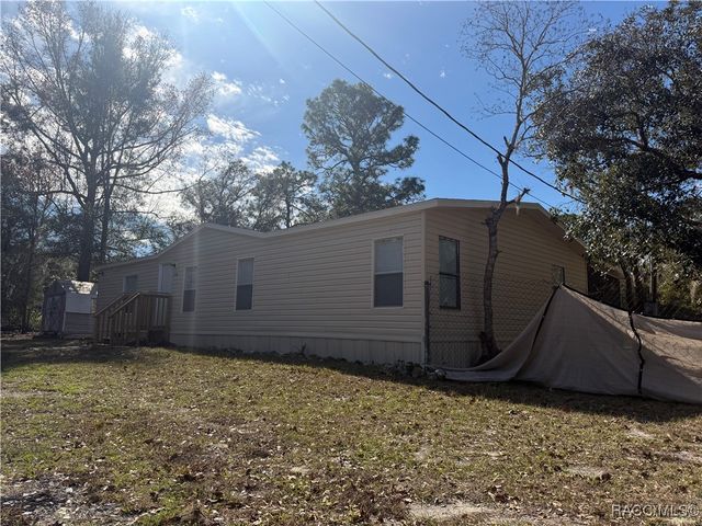 2840 S Pine Ridge Avenue, Homosassa, FL 34448