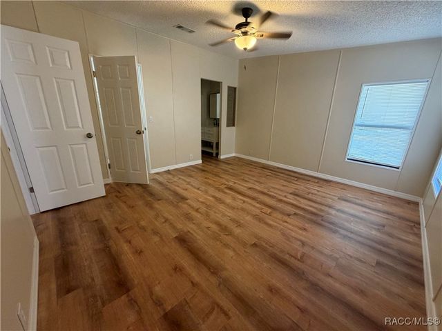 2840 S Pine Ridge Avenue, Homosassa, FL 34448