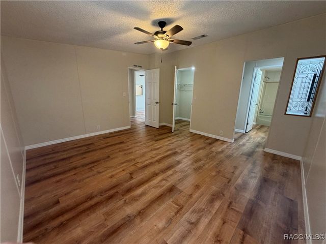 2840 S Pine Ridge Avenue, Homosassa, FL 34448