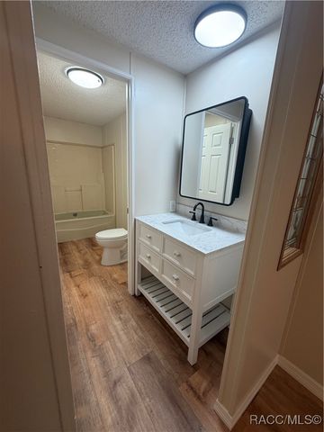 2840 S Pine Ridge Avenue, Homosassa, FL 34448