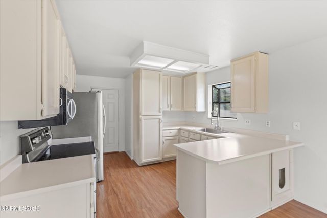 332 Woodside Court, Dayton, NV 89403