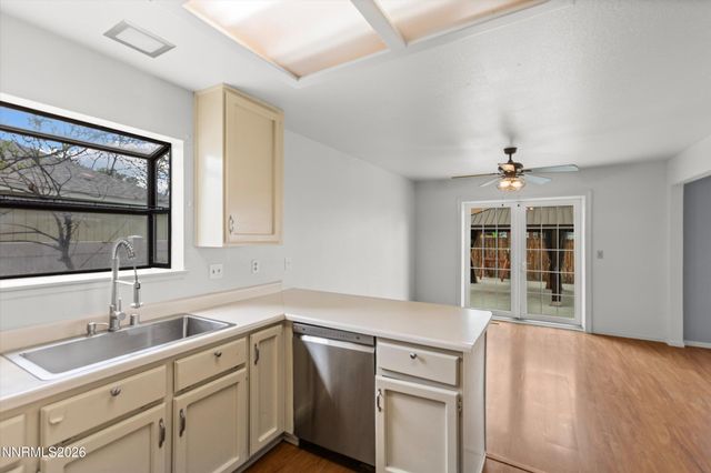 332 Woodside Court, Dayton, NV 89403