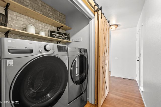 332 Woodside Court, Dayton, NV 89403