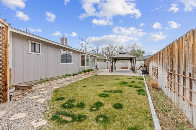 332 Woodside Court, Dayton, NV 89403