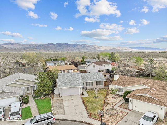 332 Woodside Court, Dayton, NV 89403