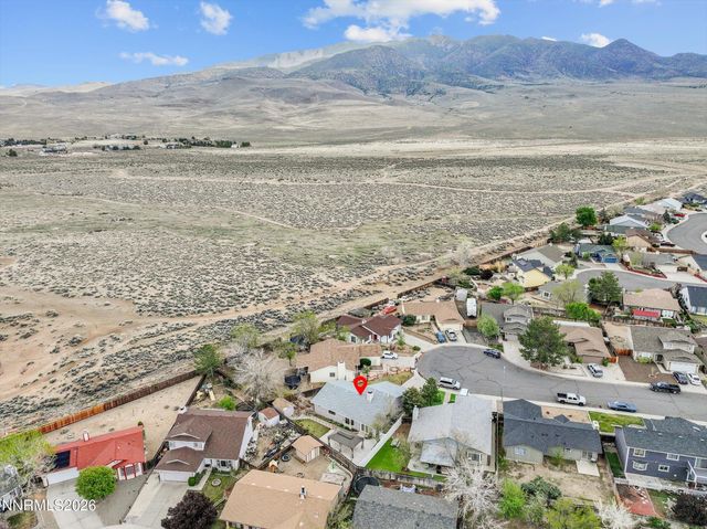 332 Woodside Court, Dayton, NV 89403