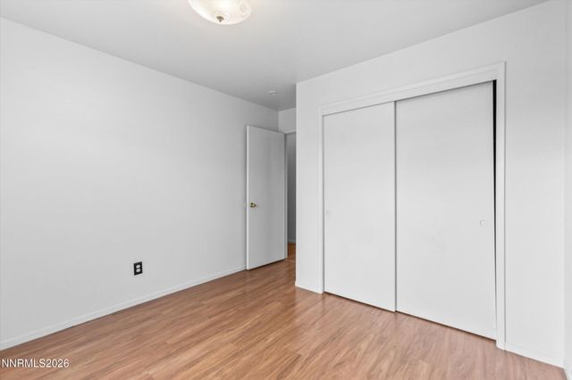 332 Woodside Court, Dayton, NV 89403