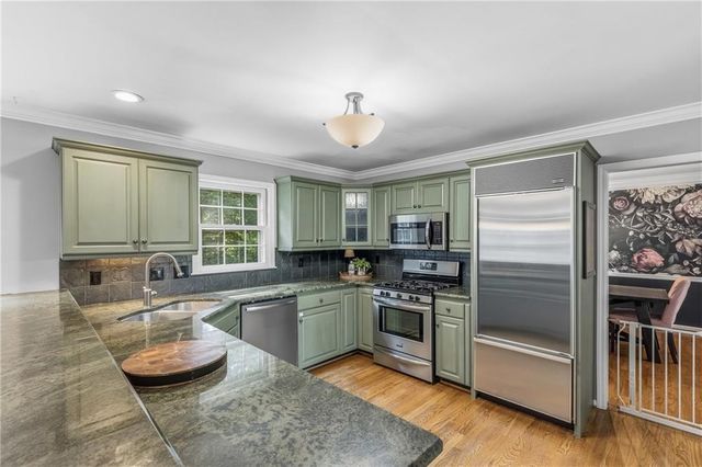4924 Marlos Drive NE, Marietta, GA 30066