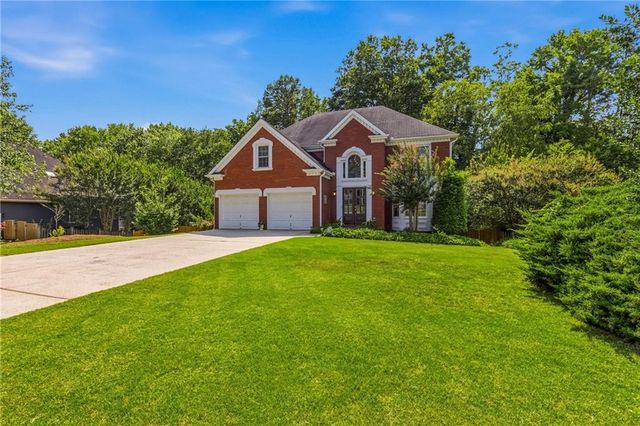 4924 Marlos Drive NE, Marietta, GA 30066