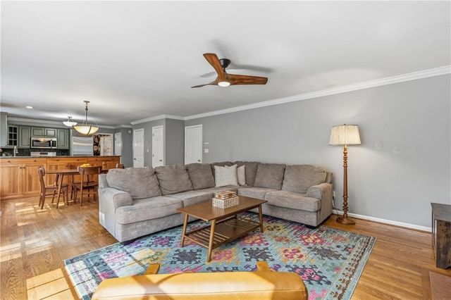 4924 Marlos Drive NE, Marietta, GA 30066