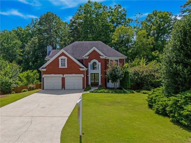 4924 Marlos Drive NE, Marietta, GA 30066
