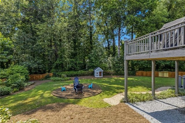 4924 Marlos Drive NE, Marietta, GA 30066
