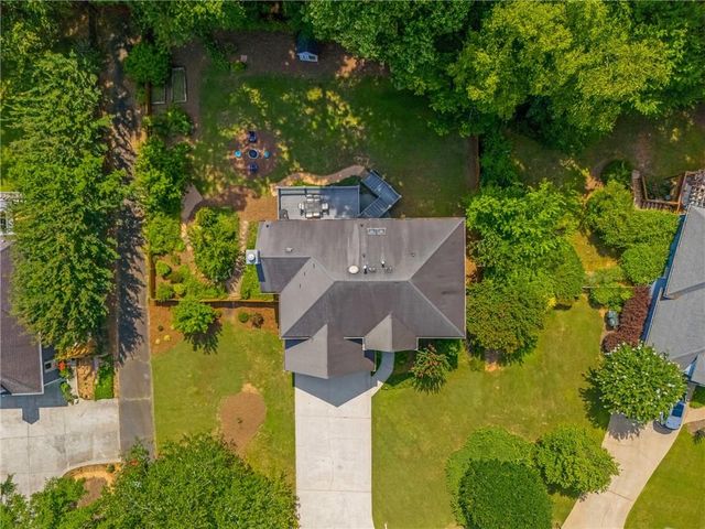 4924 Marlos Drive NE, Marietta, GA 30066